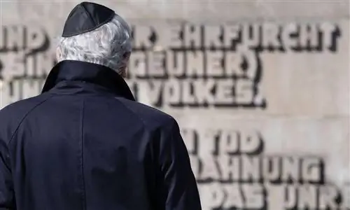 Мемориалы Холокоста в Германии борются с всплеском ультраправых угроз