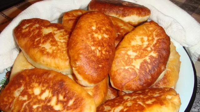Свежезаваренный рецепт: пирожки с карамельным фрапучино