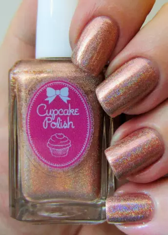 Haute cupcake: как создать и украсить кекс, вдохновленный кутюр