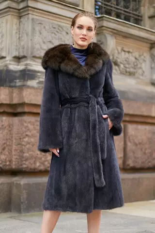 Дизайн с капюшоном с капюшоном для уютной зимы