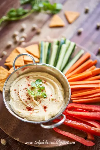 Hummus вкус, чтобы попробовать дома: 10 вкусных дополнений