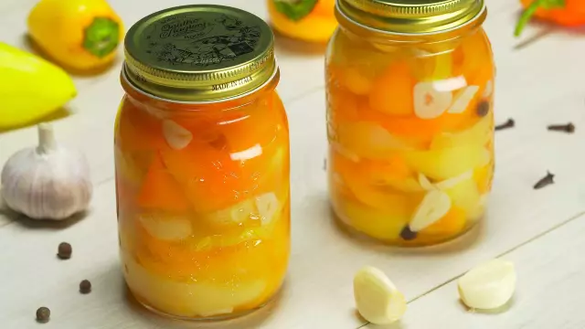 Как сделать маринованную клюкву дома