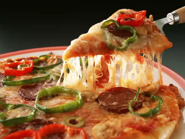 Рецепт домашней пиццы: вкусный учебник