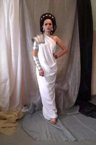 Что взять за свадебную фотографию