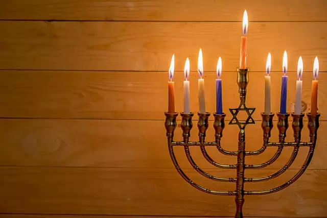 Hanukkah одеяло моделей: 6 моделей для фестиваля огней