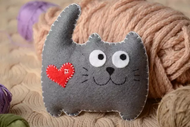 Шить умнее: как собрать ткань с помощью serger