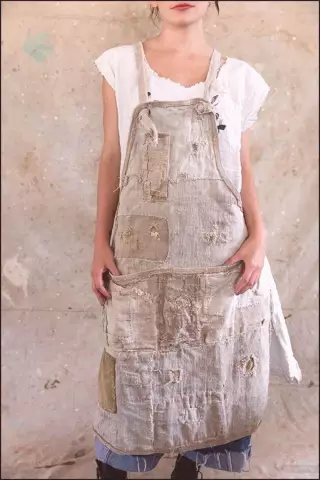 Сделайте diy apron из рубашки с кнопками