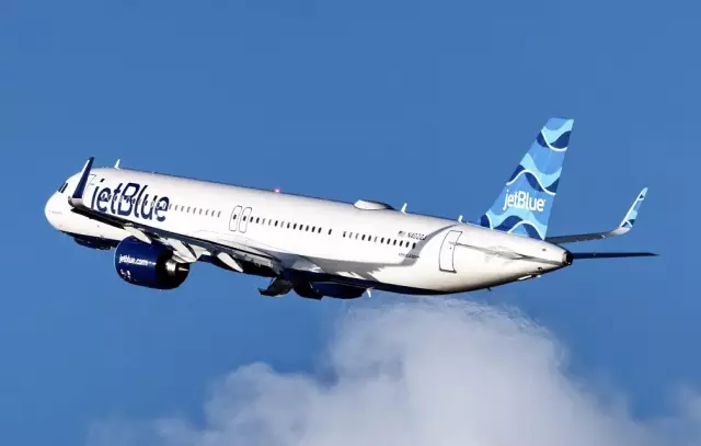 JetBlue может быть единственной авиакомпанией, которая получает еду самолета