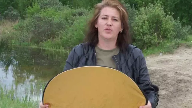 Как свернуть скрученные фотографии
