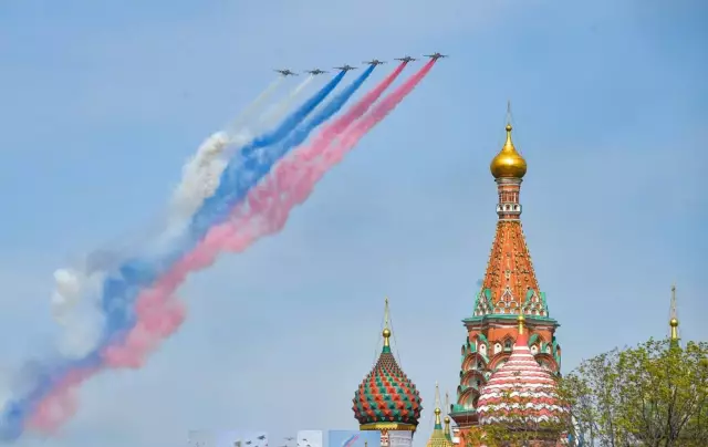 Как окрасить мебель в холодные гаражи