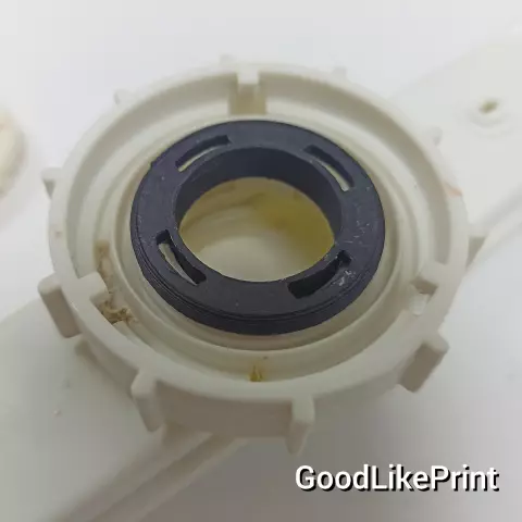 Как удалить распылитель из посудомоечной машины Whirlpool