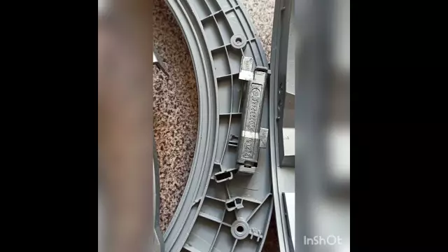 Как отремонтировать откидную дверцу