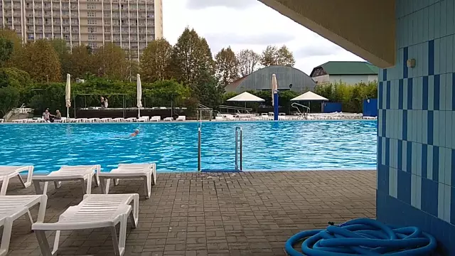 Как утопить бассейн с морской водой