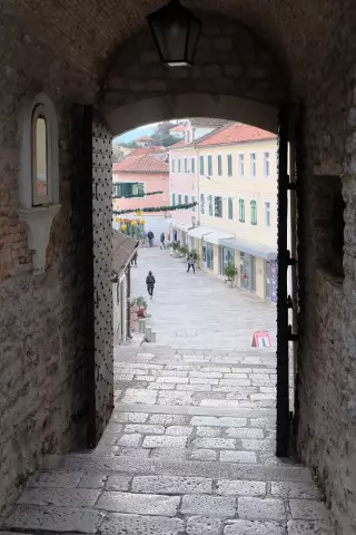 Честно говоря, день ротанга - это то, что нужно вашей детской комнате