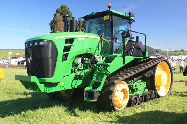 Как эксплуатировать газонокосилку John Deere