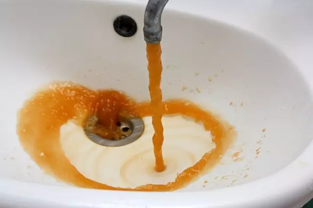 Как удалить железо в воде бассейна
