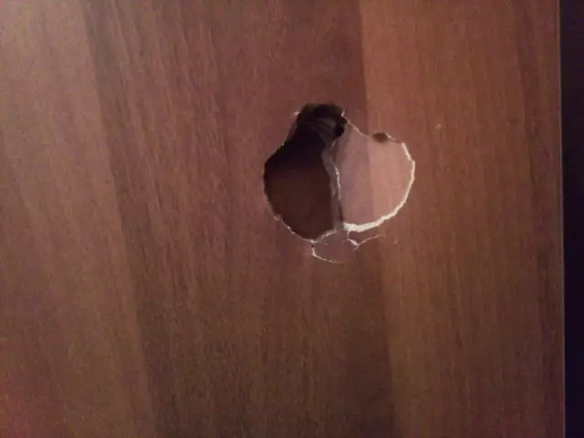 Как заделать панельные двери