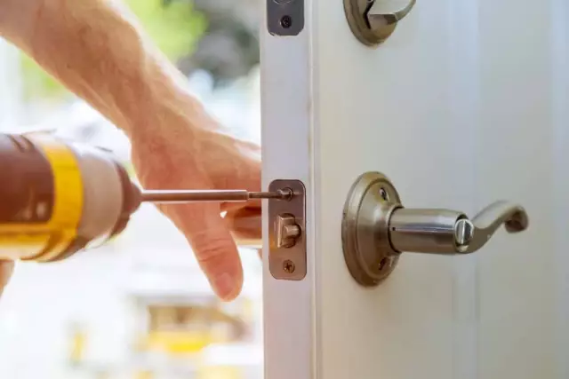 Что такое Dummy-Set Doorknob?
