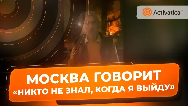Кто знал, что спокойная, пляжная гостиная может отличать бетон?