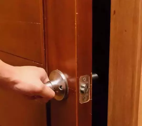 Как очистить и исправить облачную солнечную батарею