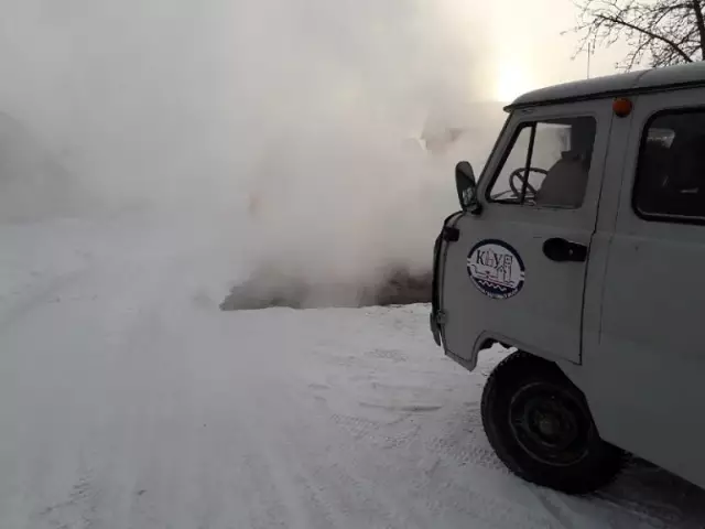 Как узнать, какая горячая проволока в двухпроводной розетке