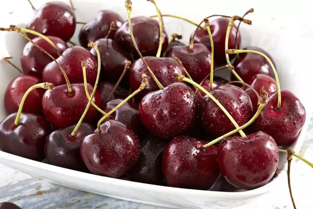 Как созреть Bing Cherries с дерева