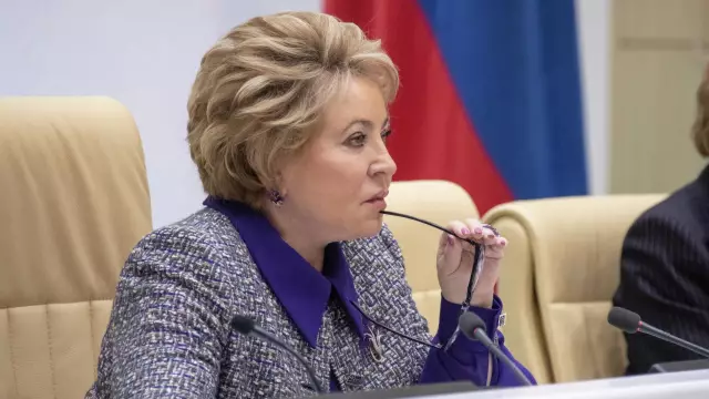 Как прекратить поклоняться на полках для твердых частиц