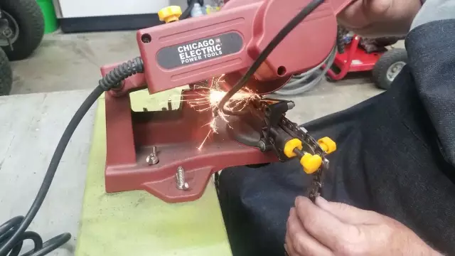 Технические характеристики бензопилы John Deere 50V