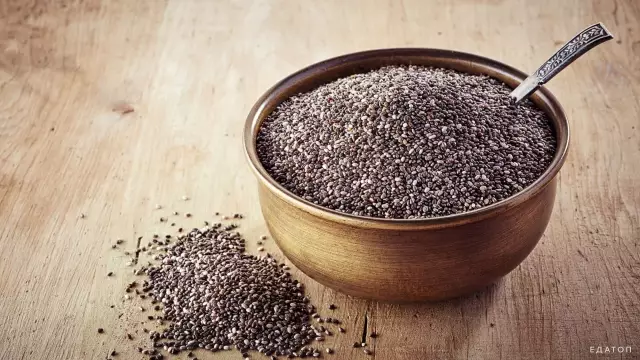 Крошечные черные ошибки, похожие на семена