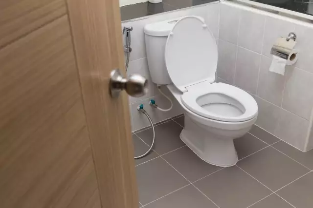 Зачем заливать новые кристальные очки в уксусе и воде?