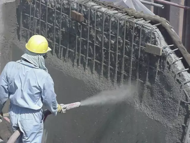 Сколько воды для 60-фунтовой бетонной смеси?
