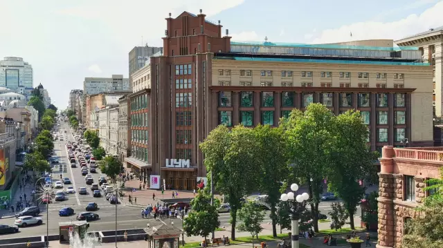 Как работают столы на старых этажах