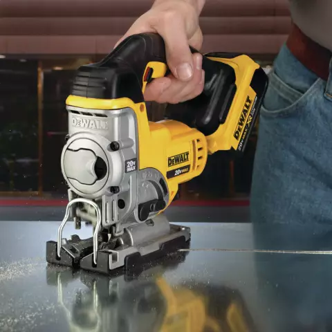 Как изменить лезвие DeWalt Jigsaw