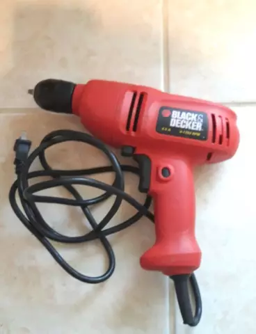 Почему Black & Decker Keyless Chuck не закрывается