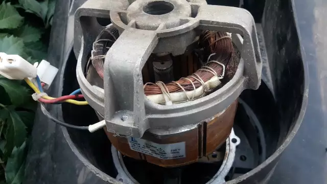 Как удалить палубу косилки с газонокосилки Craftsman