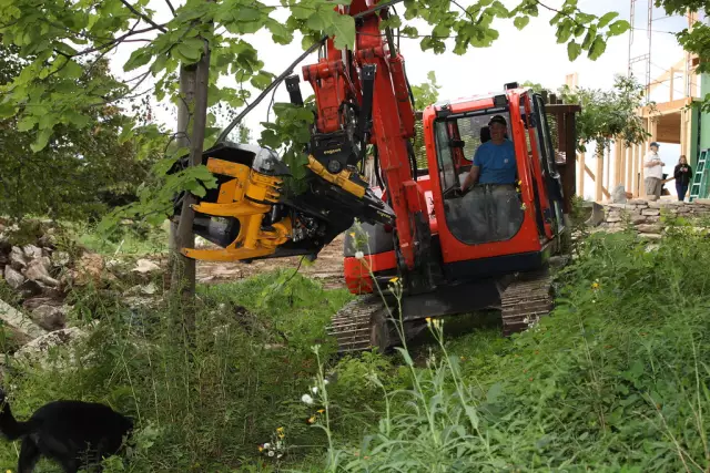 Как заменить пояс на палубе косилки Kubota