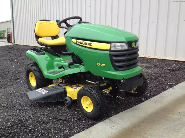 John Deere X300 не запускается: как исправить предохранительный выключатель