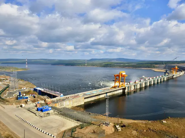 Планы по строительству подиума