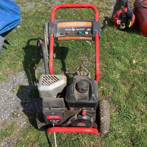 Какое масло я использую с косилкой Troy Bilt 6.75Hp?