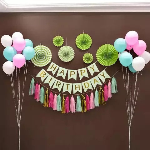 Как украсить комнату для мальчика и девушки