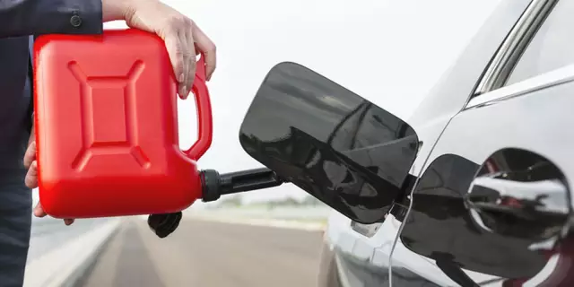 Как слить поврежденную стиральную машину