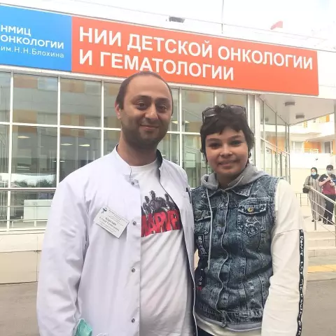 Как держать разделенный диван вместе