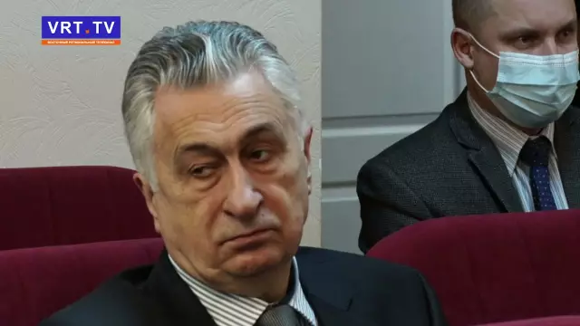 Как удалить батареи из весовых весовых весов