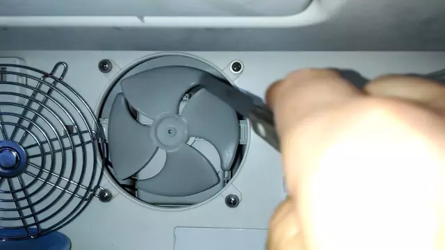 Как заменить светильник в холодильнике Kenmore Elite