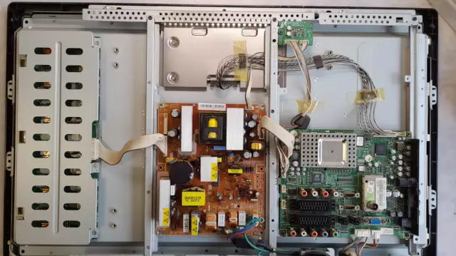 Как устранить неисправность печи Lennox Когда светодиод мигает три раза